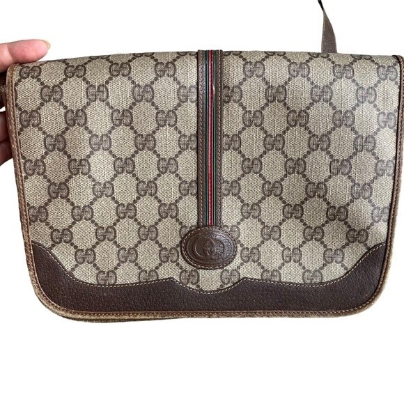Vintage Gucci Shoulder Bag Flap Closure Classic‎ Brown Monogram - Picture 2 of 11